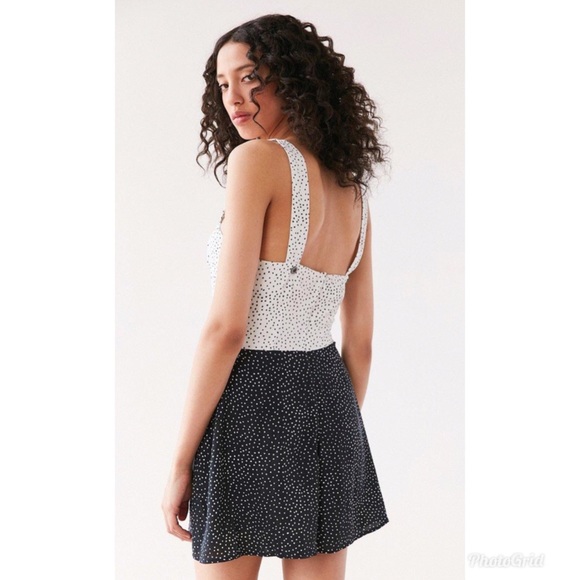 Kimchi Blue Square Neck Printed Romper - Picture 5 of 8